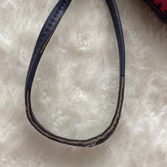 Coach - Small Wristlet Wamen's Wallet: Pink & Black - Picture 7 of 8